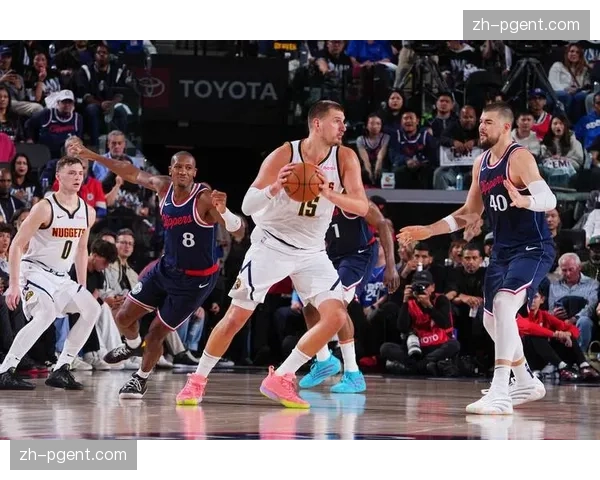 掘金G2被逆转复盘：约基奇末节体能下降与战术简化弊端